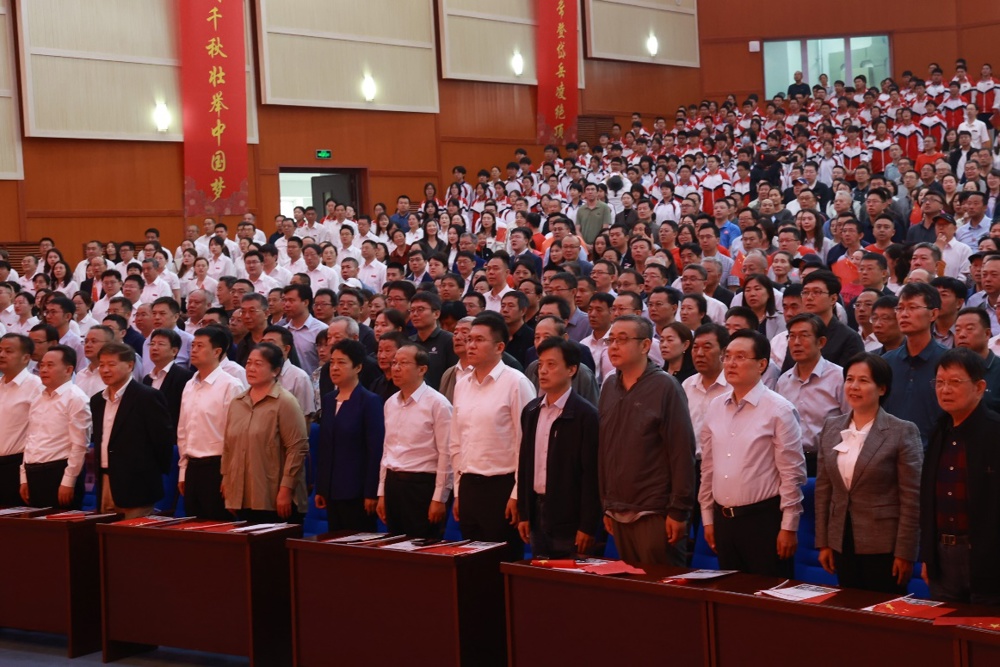 d3e60ab37a194e2bb102bc43b7af8085.jpg