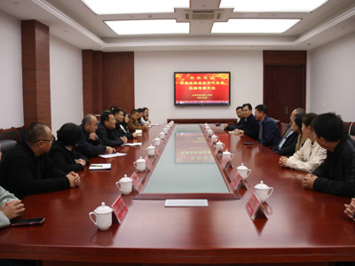 2025年10月23日，新疆疏勒县教育代表团到我校考察交流