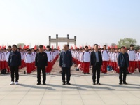 缅怀革命先烈  筑牢信仰之基 ——胜利一中开展清明祭扫活动